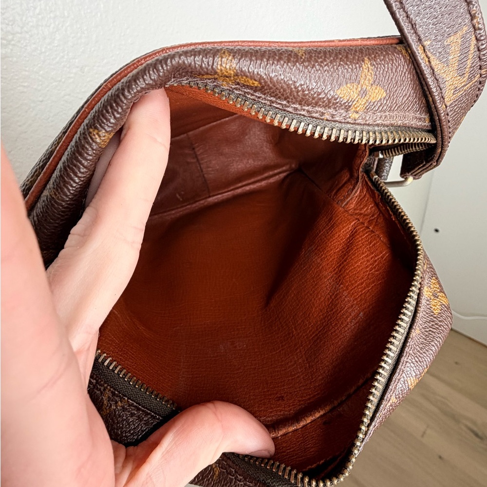 Louis Vuitton Monogram Brown Crossbody Vintage Bag - Picture 7 of 14